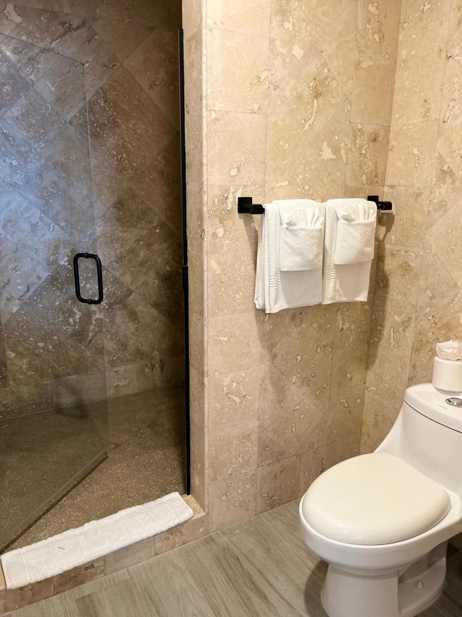The Watermark Hotel サン・ペドロ エクステリア 写真