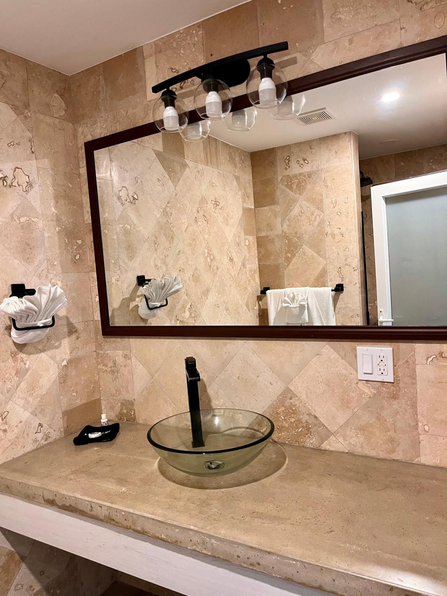 The Watermark Hotel サン・ペドロ エクステリア 写真
